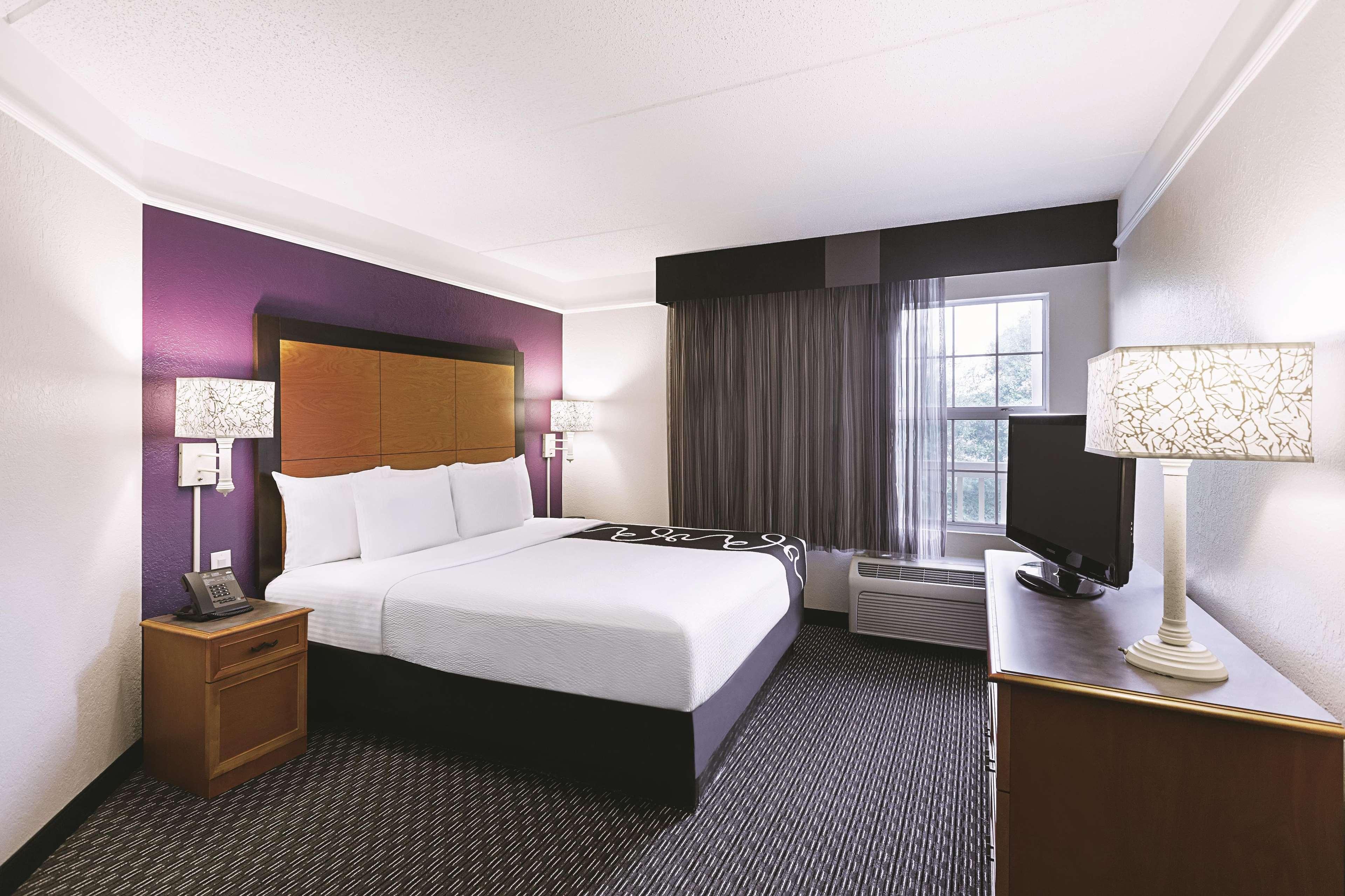 La Quinta By Wyndham Raleigh Durham Intl Ap Hotel Morrisville Exterior photo
