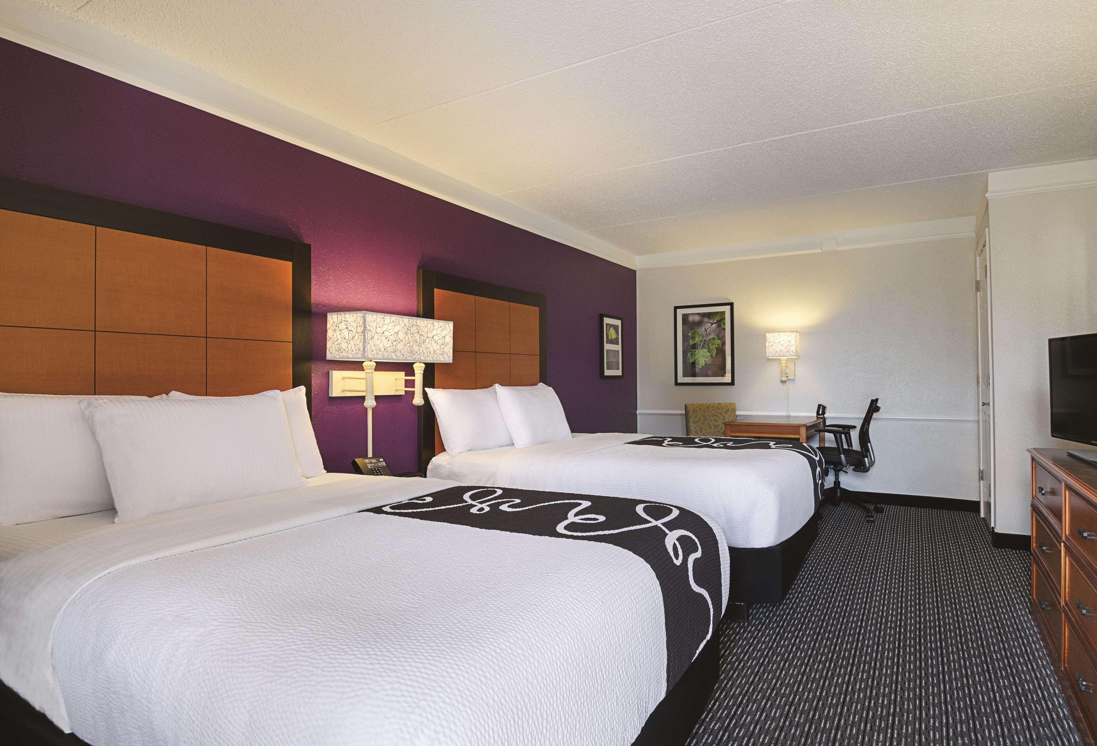 La Quinta By Wyndham Raleigh Durham Intl Ap Hotel Morrisville Exterior photo