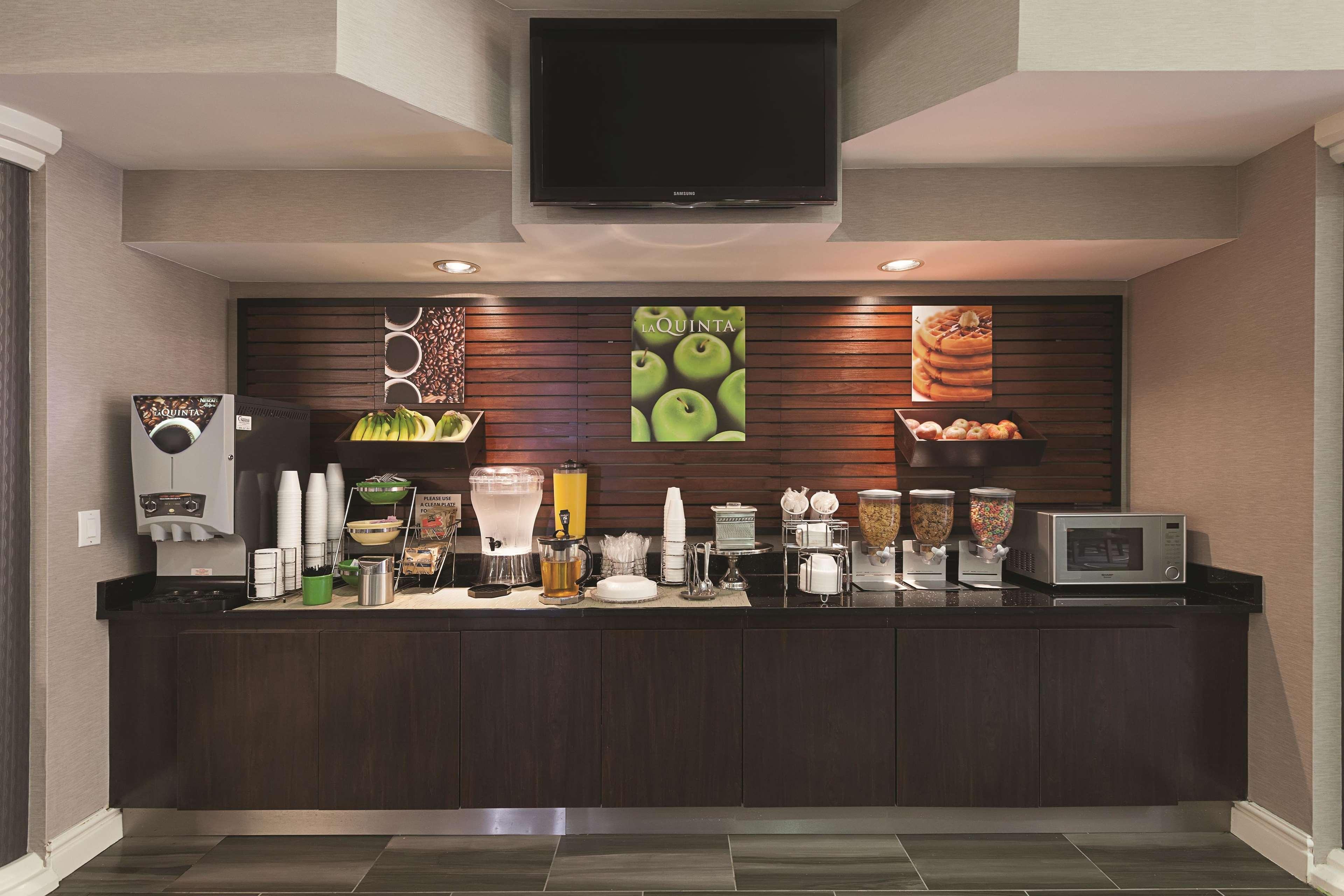 La Quinta By Wyndham Raleigh Durham Intl Ap Hotel Morrisville Exterior photo